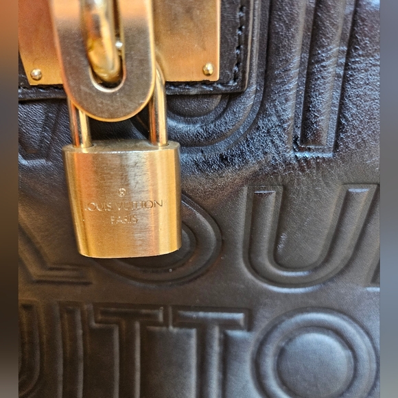 Gorgeous Authentic Rare Louis Vuitton Paris Speedy 30 Runway Cube - Picture 2 of 16